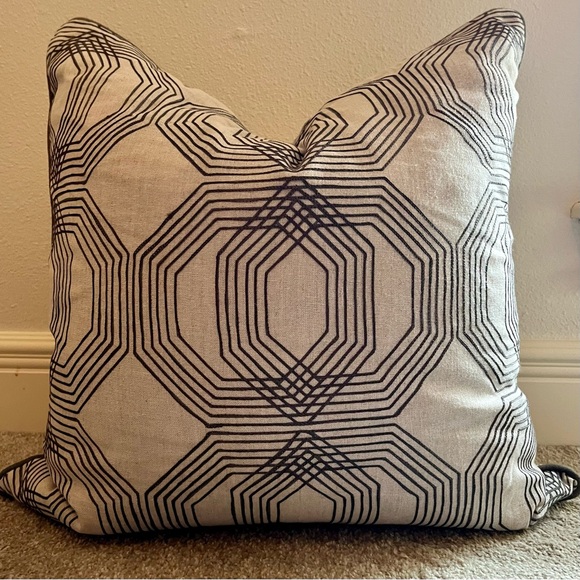 VILLA Pillow Cases - 2 - Picture 5 of 15